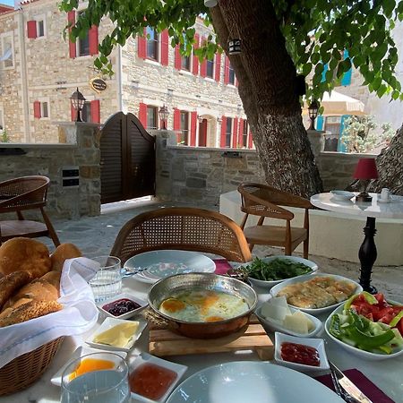 Dionysos 1789 Boutique Hotel Foça Bagian luar foto