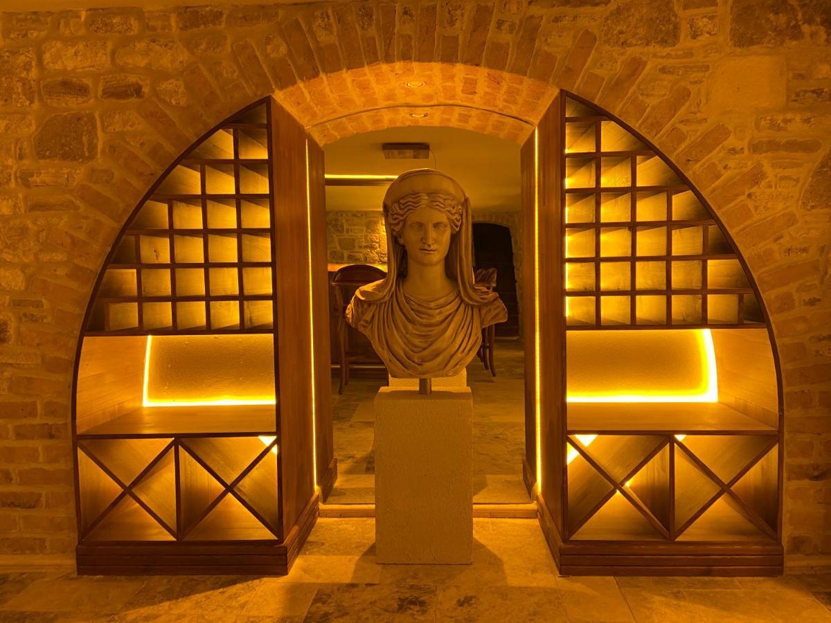 Dionysos 1789 Boutique Hotel Foça Bagian luar foto