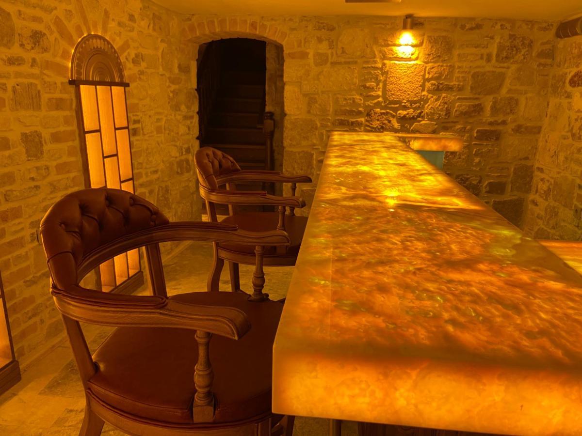 Dionysos 1789 Boutique Hotel Foça Bagian luar foto