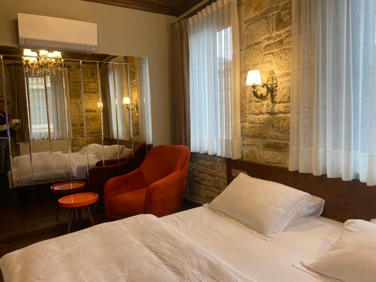 Dionysos 1789 Boutique Hotel Foça Bagian luar foto