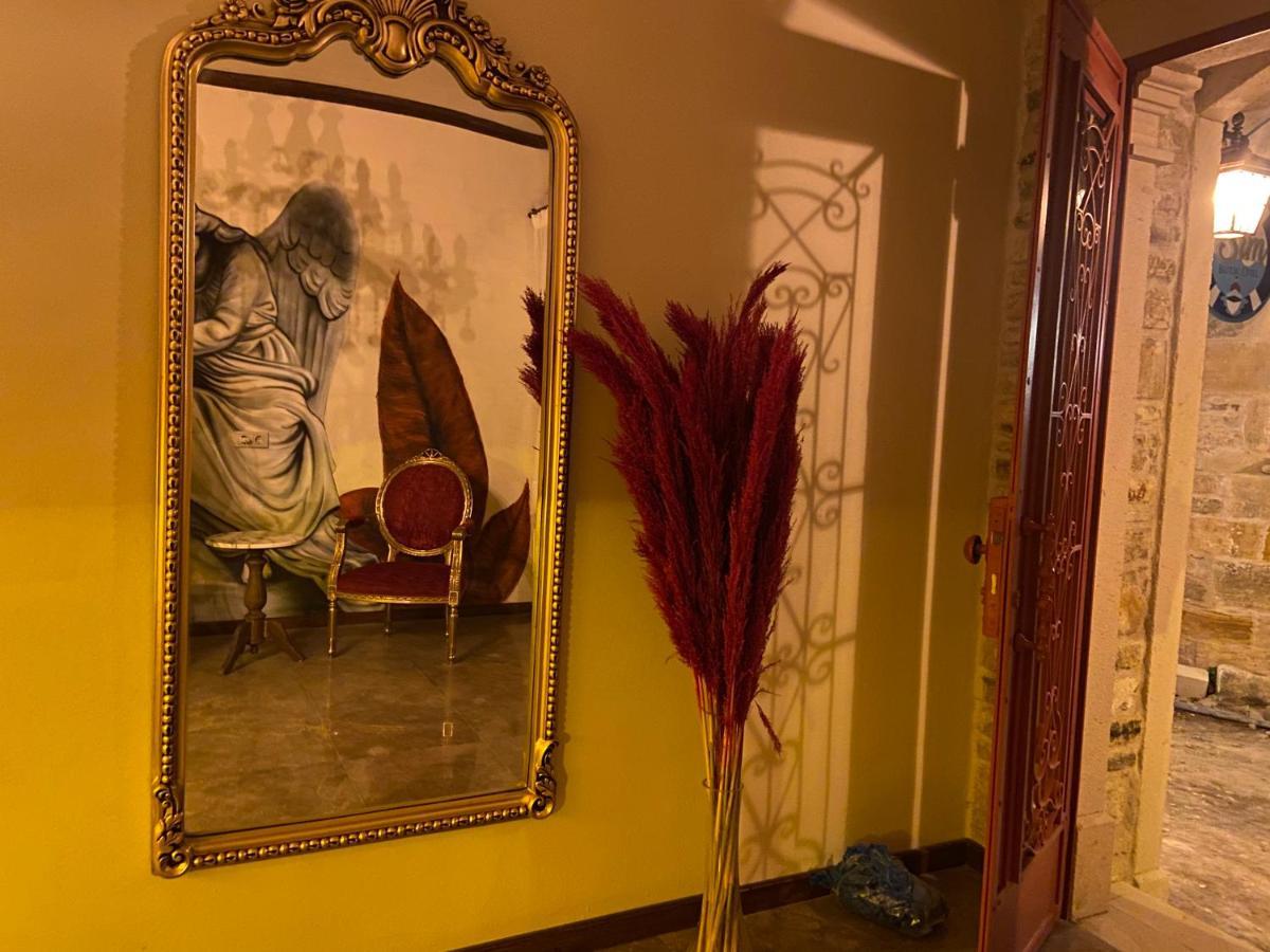 Dionysos 1789 Boutique Hotel Foça Bagian luar foto