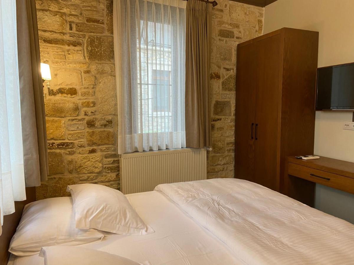 Dionysos 1789 Boutique Hotel Foça Bagian luar foto