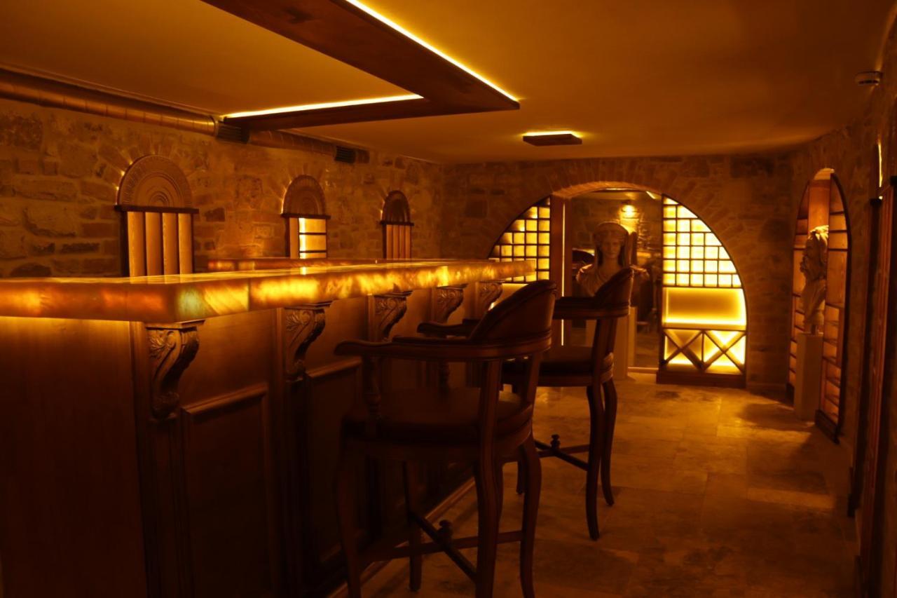 Dionysos 1789 Boutique Hotel Foça Bagian luar foto