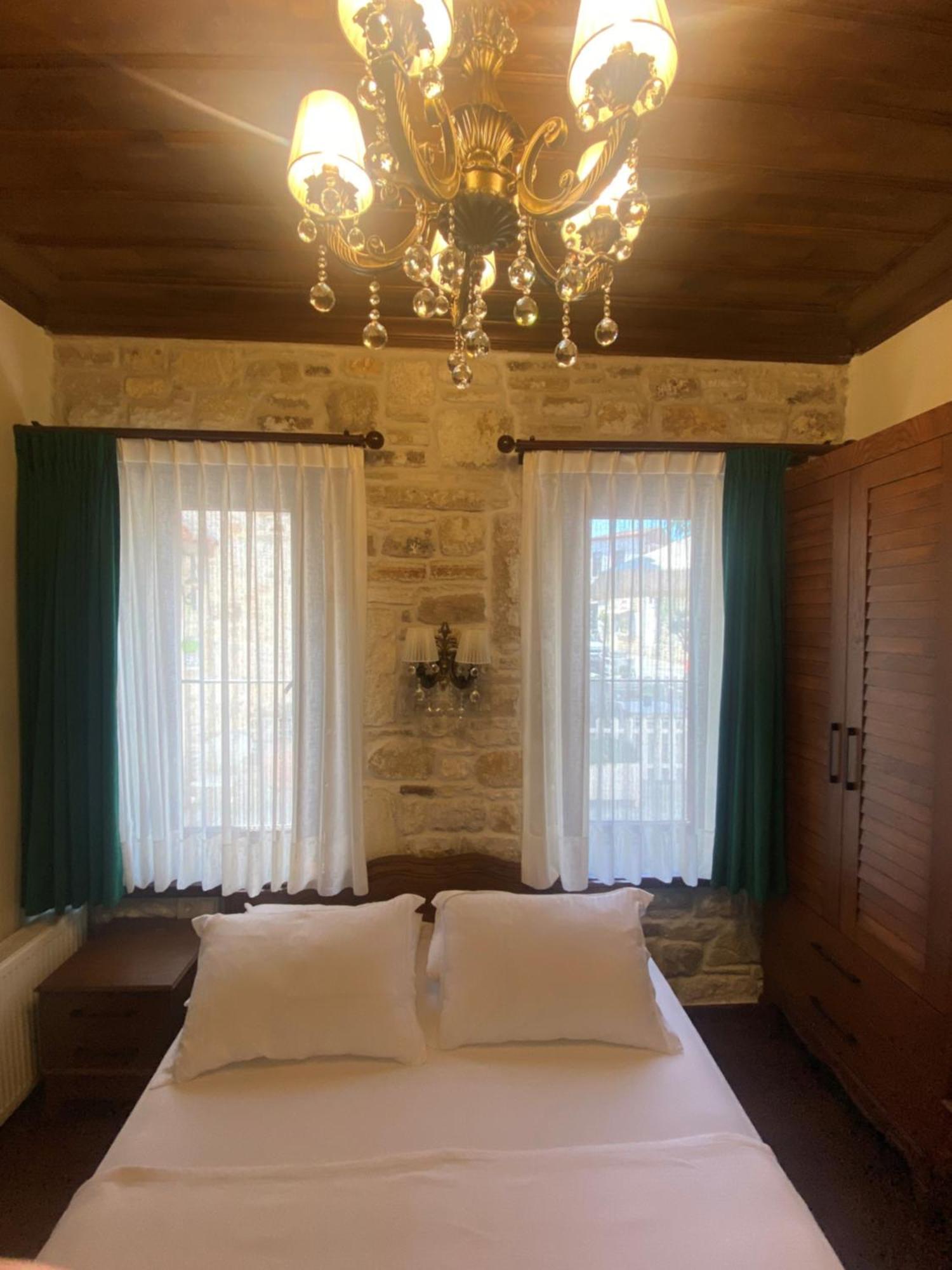 Dionysos 1789 Boutique Hotel Foça Bagian luar foto