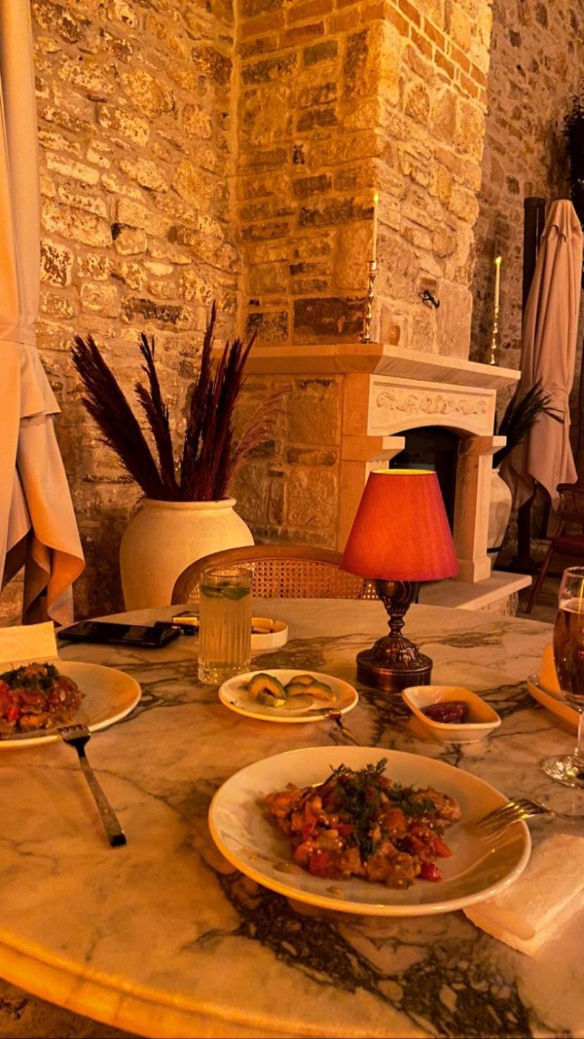 Dionysos 1789 Boutique Hotel Foça Bagian luar foto